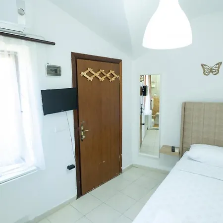 Huzur Ve Cay Bahcesi Δωμάτια σε οικογενειακή κατοικία *