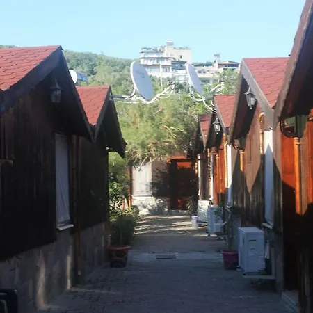 Homestay Huzur Ve Cay Bahcesi *